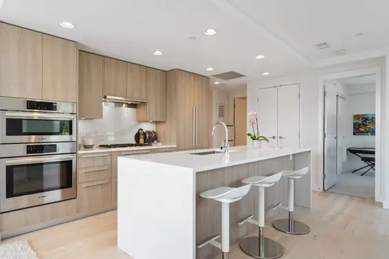 405 2738 Library Lane, North Vancouver For Sale - image 7