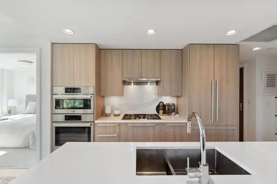 405 2738 Library Lane, North Vancouver For Sale - image 8
