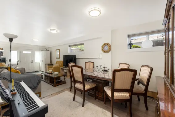 424 West Queens Road, North Vancouver For Sale - image 32