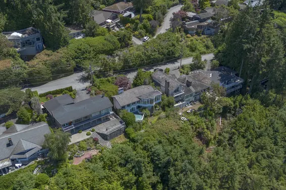 150 Panorama Road, Lions Bay For Sale - image 2