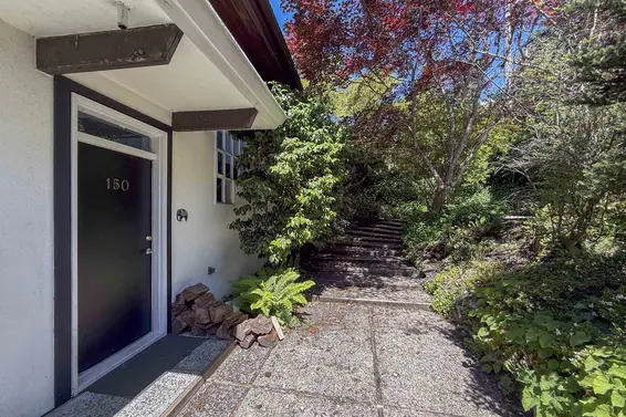 150 Panorama Road, Lions Bay For Sale - image 4