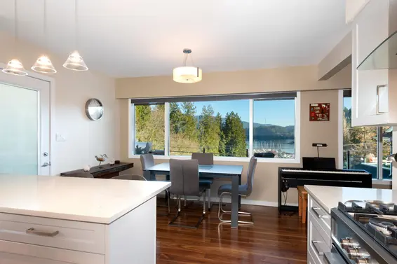 2341 Panorama Drive, North Vancouver For Sale - image 11