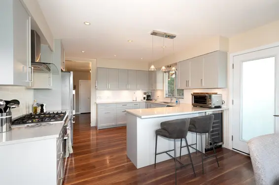 2341 Panorama Drive, North Vancouver For Sale - image 13