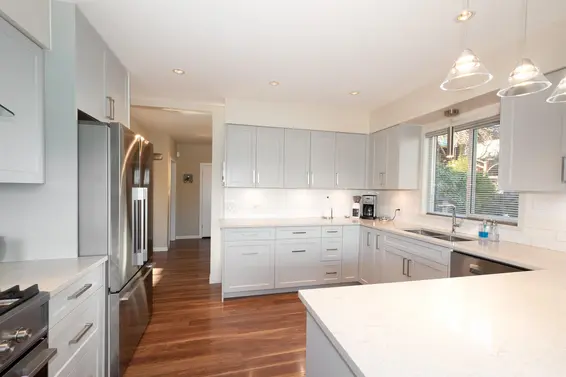 2341 Panorama Drive, North Vancouver For Sale - image 14