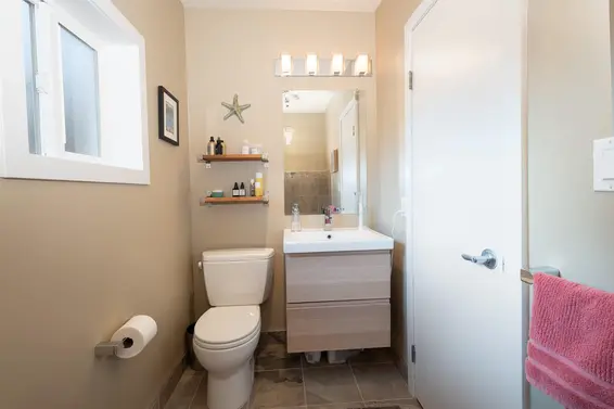 2341 Panorama Drive, North Vancouver For Sale - image 18