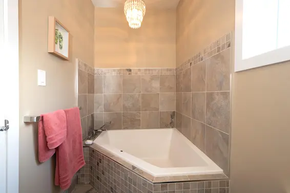 2341 Panorama Drive, North Vancouver For Sale - image 19