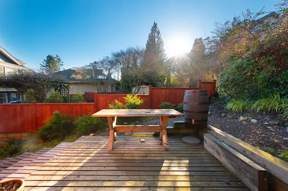 2341 Panorama Drive, North Vancouver For Sale - image 27