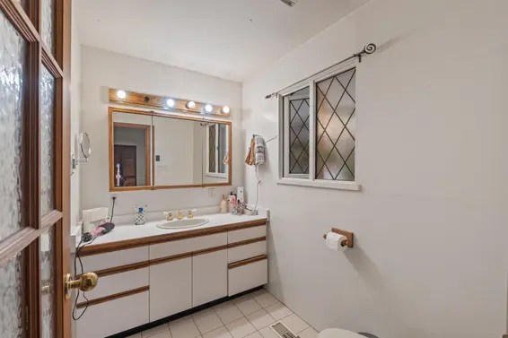 886 East 29th Street, North Vancouver For Sale - image 19