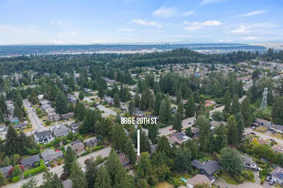 886 East 29th Street, North Vancouver For Sale - image 3