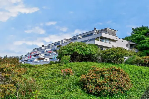 33 2236 Folkestone Way, West Vancouver For Sale - image 22