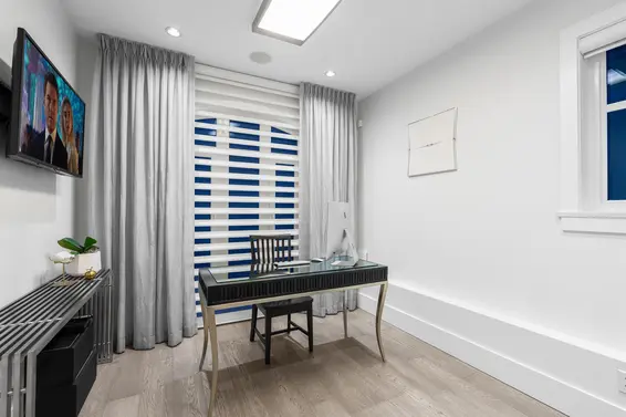 2130 Kings Avenue, West Vancouver For Sale - image 30