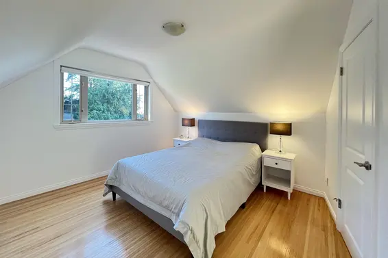 3791 Southridge Avenue, West Vancouver For Sale - image 30