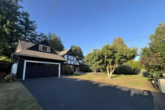 3791 Southridge Avenue, West Vancouver For Sale - image 40