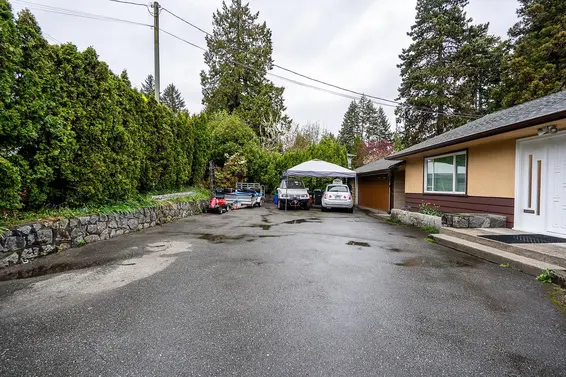 1440 Mountain Highway, North Vancouver For Sale - image 3