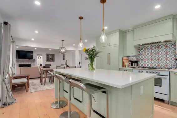 4545 Mapleridge Drive, North Vancouver For Sale - image 13