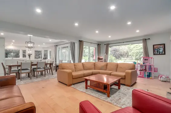 4545 Mapleridge Drive, North Vancouver For Sale - image 6
