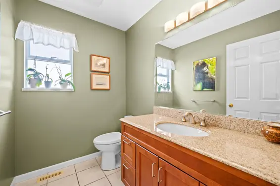 4007 Shone Road, North Vancouver For Sale - image 17