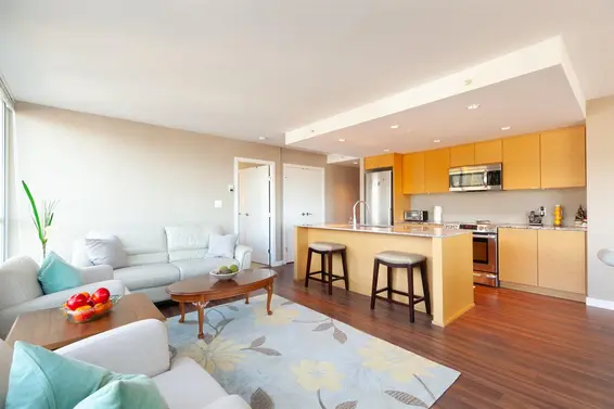 703 135 East 17Th Street, North Vancouver For Sale - image 8