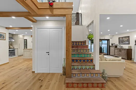 3298 Radcliffe Avenue, West Vancouver For Sale - image 3