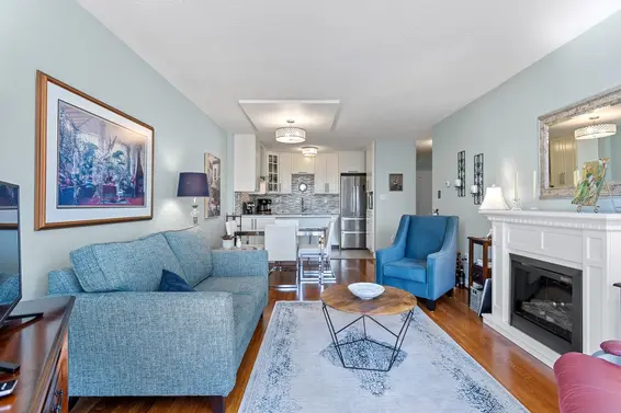 402 1425 Esquimalt Avenue, West Vancouver For Sale - image 11