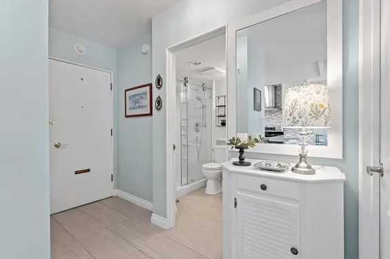 402 1425 Esquimalt Avenue, West Vancouver For Sale - image 22
