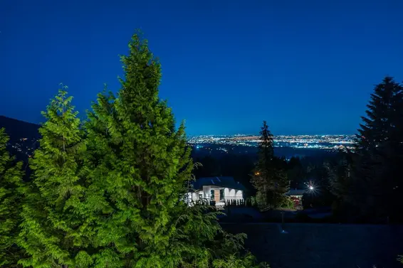 561 Ballantree Road, West Vancouver For Sale - image 15