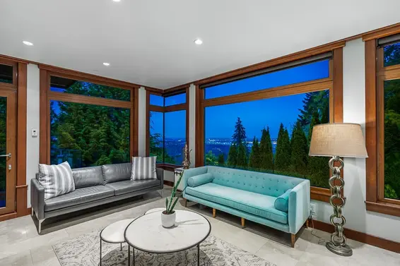 561 Ballantree Road, West Vancouver For Sale - image 2