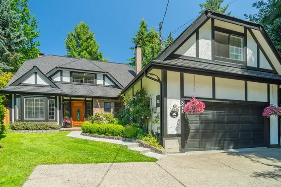 874 Wellington Drive, North Vancouver