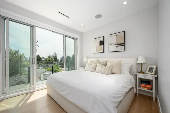 3 215 East 21st Street, North Vancouver For Sale - image 19