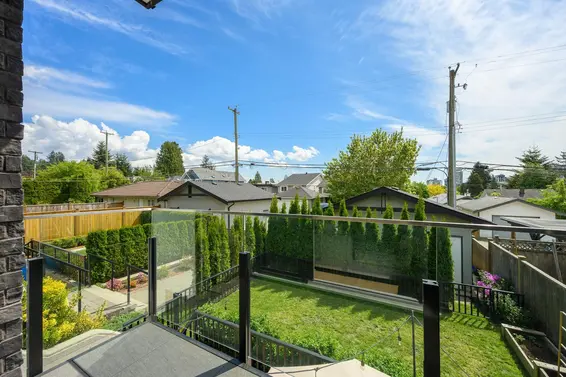 3 215 East 21st Street, North Vancouver For Sale - image 30