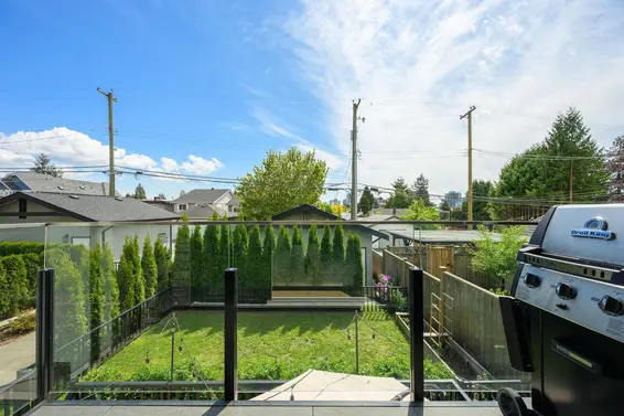 3 215 East 21st Street, North Vancouver For Sale - image 31
