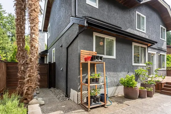 4426 Marine Drive, West Vancouver For Sale - image 27