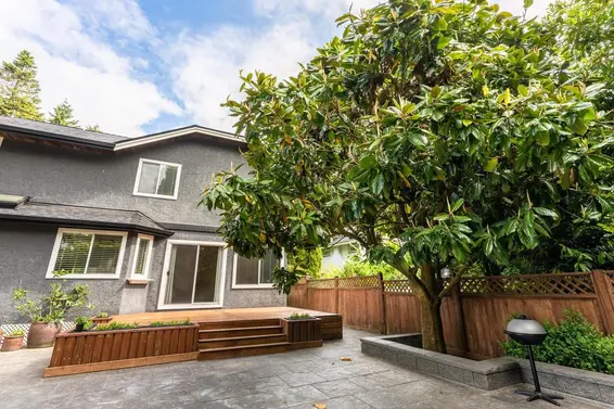 4426 Marine Drive, West Vancouver For Sale - image 29