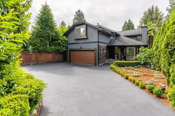 4426 Marine Drive, West Vancouver For Sale - image 31