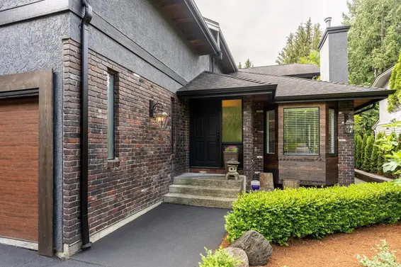 4426 Marine Drive, West Vancouver For Sale - image 33