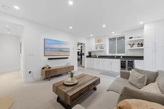 212 East 18th Street, North Vancouver For Sale - image 26