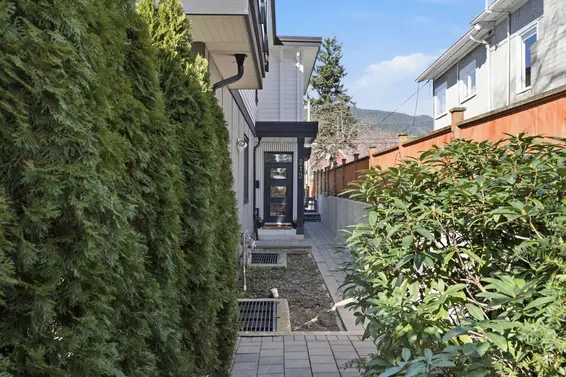 212 East 18th Street, North Vancouver For Sale - image 4