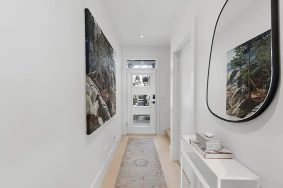 212 East 18th Street, North Vancouver For Sale - image 5