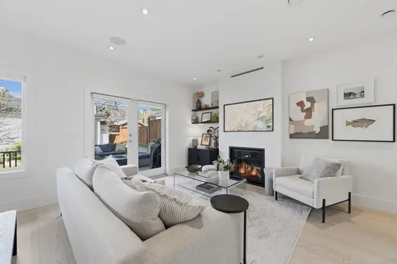 212 East 18th Street, North Vancouver For Sale - image 6