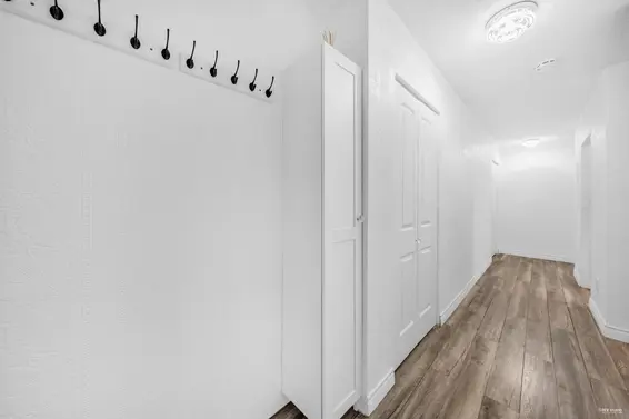 704 555 West 28th Street, North Vancouver For Sale - image 10