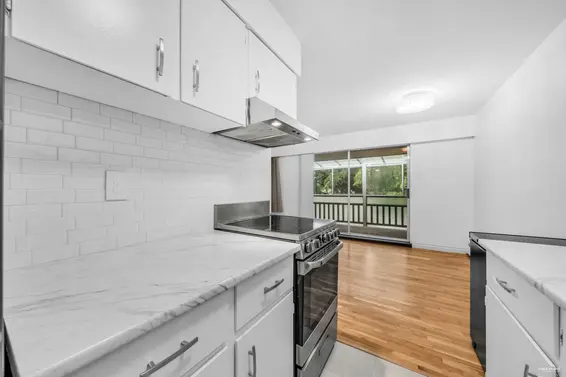 704 555 West 28th Street, North Vancouver For Sale - image 14