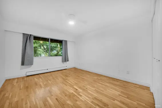 704 555 West 28th Street, North Vancouver For Sale - image 6