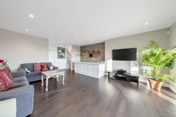 383 Newdale Street, North Vancouver For Sale - image 18