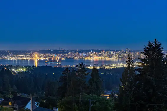 383 Newdale Street, North Vancouver For Sale - image 2