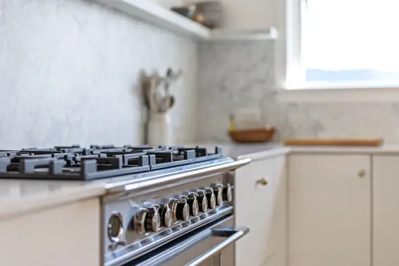 2375 Caledonia Avenue, North Vancouver For Sale - image 10