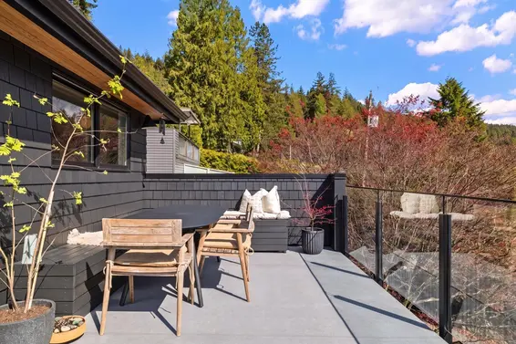 2375 Caledonia Avenue, North Vancouver For Sale - image 16