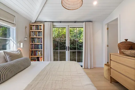 2375 Caledonia Avenue, North Vancouver For Sale - image 19