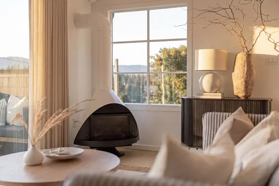 2375 Caledonia Avenue, North Vancouver For Sale - image 3