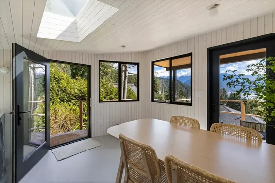 2375 Caledonia Avenue, North Vancouver For Sale - image 30