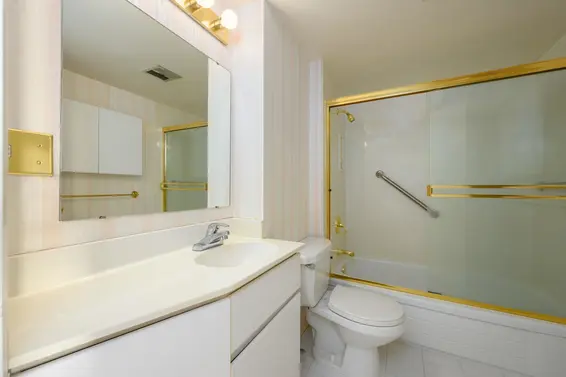 203 1730 Duchess Avenue, West Vancouver For Sale - image 13